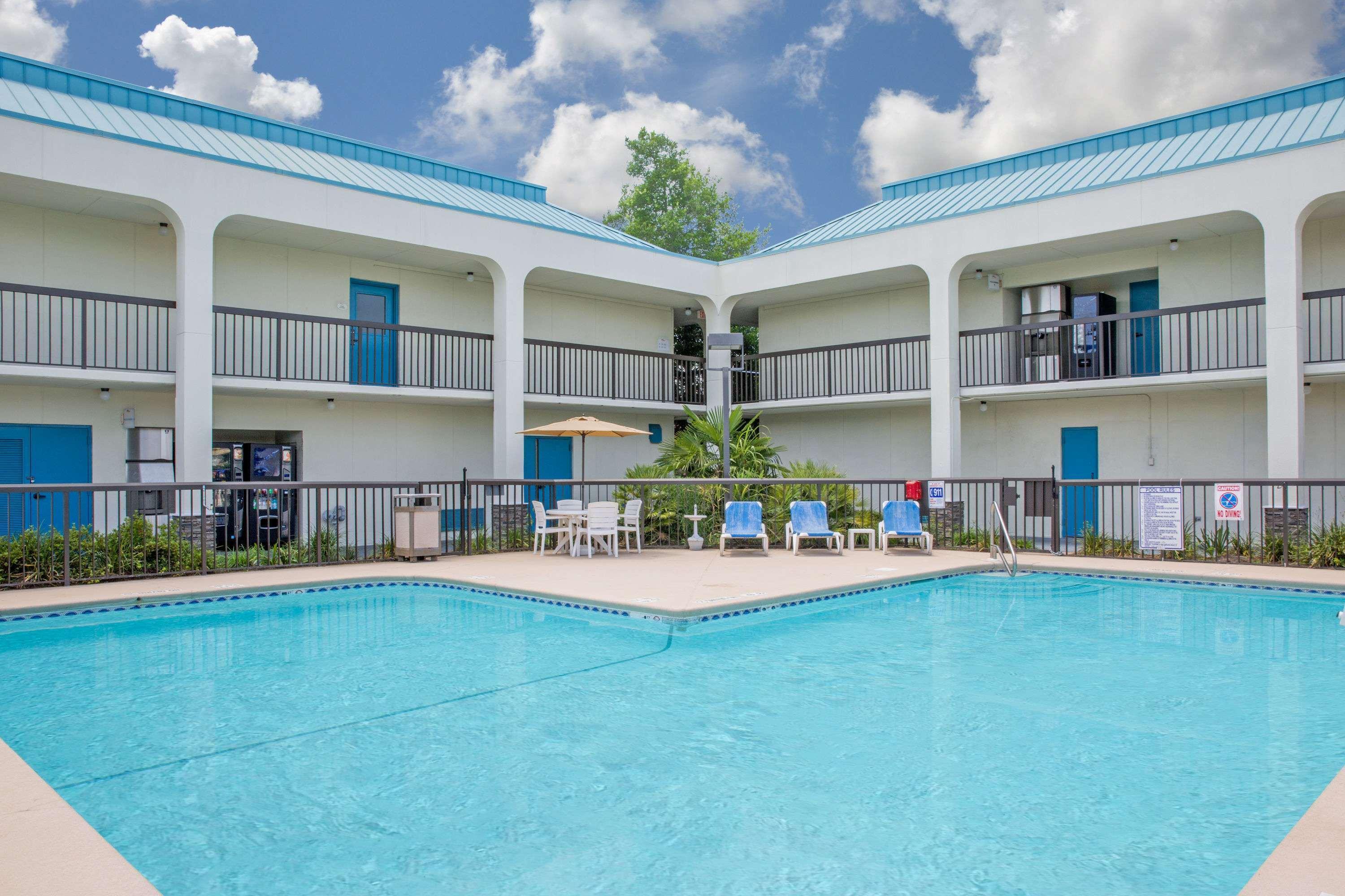 Baymont By Wyndham Camp Lejeune Джексонвилл Экстерьер фото